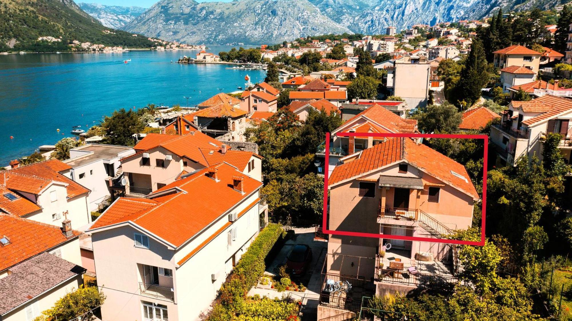 Apartment Busola Kotor Exterior photo